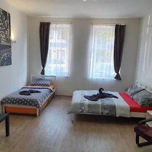 Apartment Skorkovskeho Business, Brno